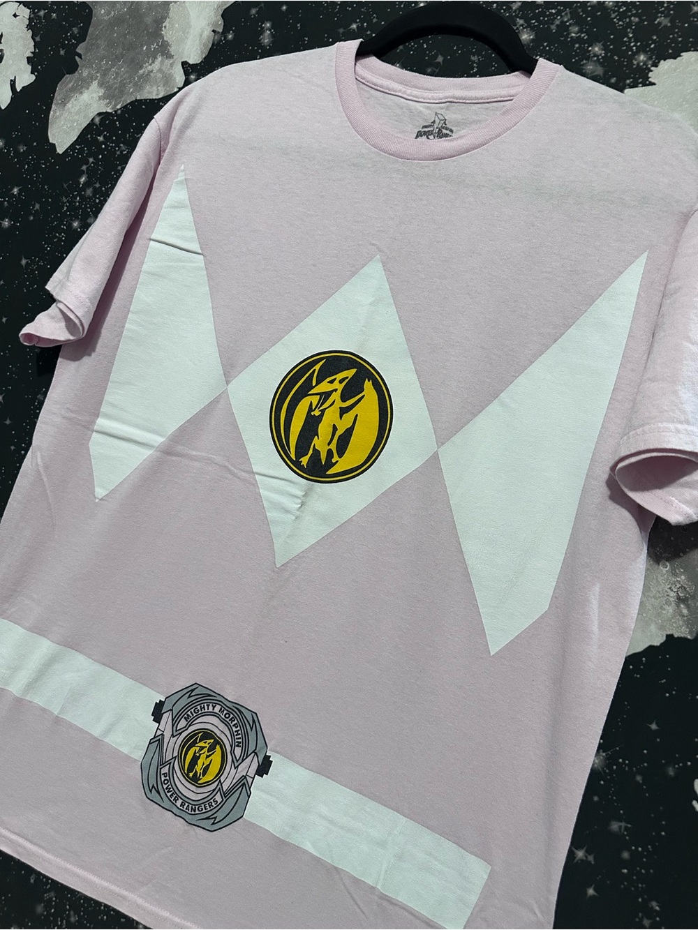 Mighty Morphin Power Rangers Pink Shirt - Picture 2 of 9